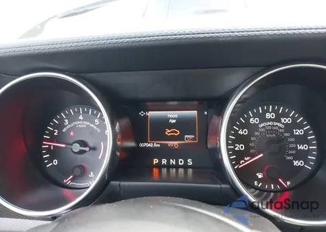 2022 Ford Mustang Ecoboost Fastback z USA, uszkodzony, nr VIN 1FA6P8TH7N5127060